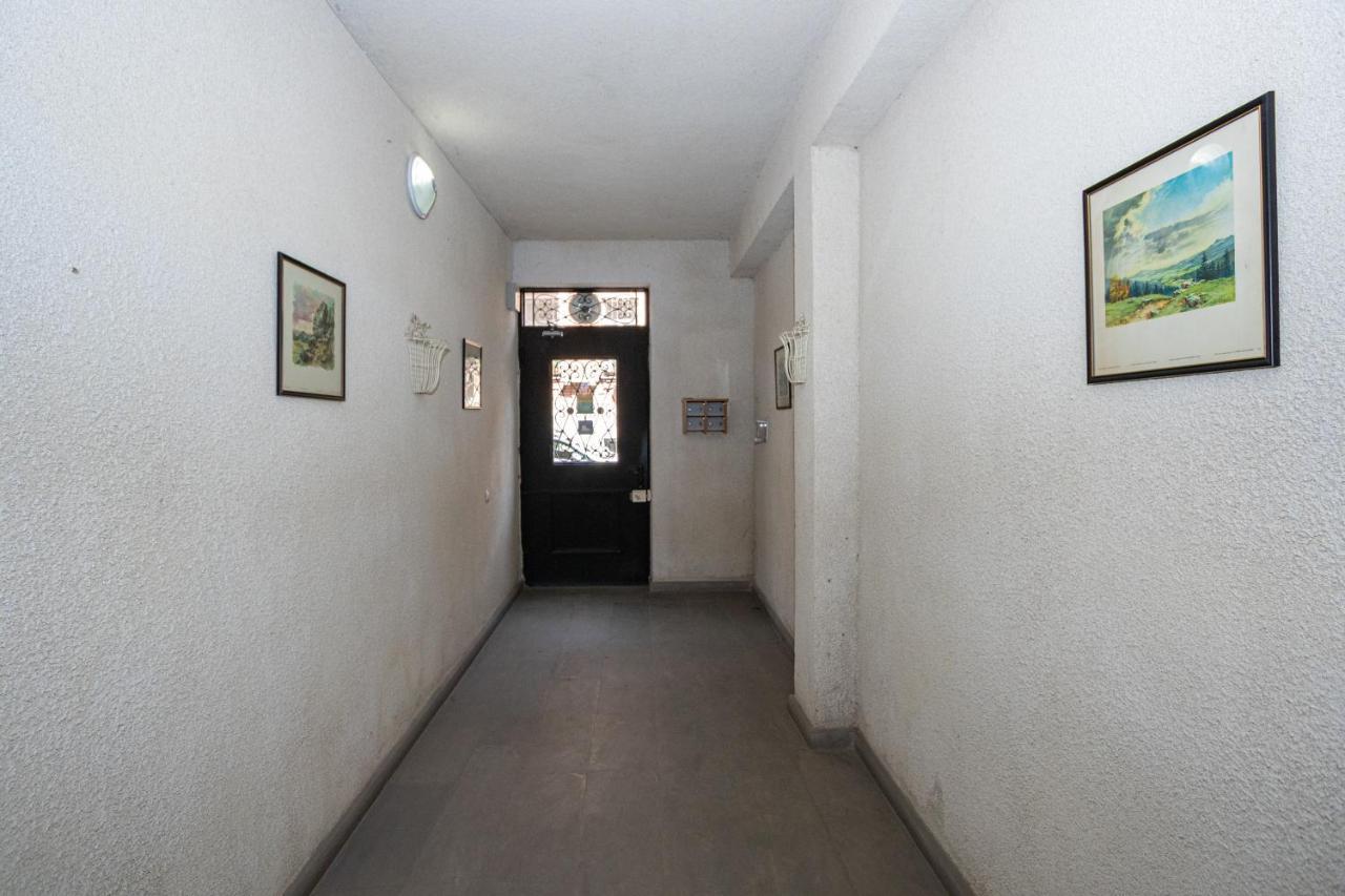 Brand New Apartment With Terrace Tbilisi Esterno foto